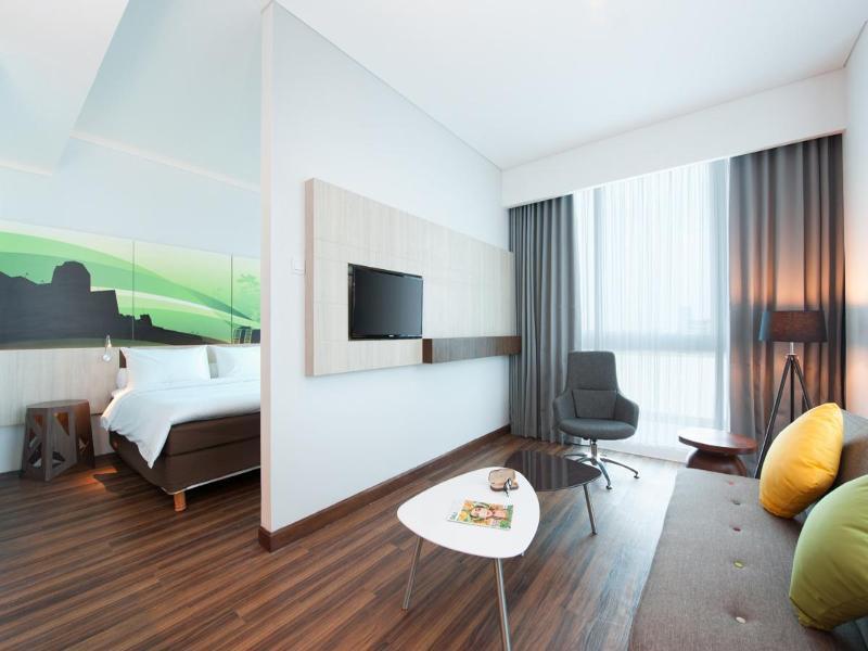 The Southern Formerly Ibis Styles Jemursari Surabaya